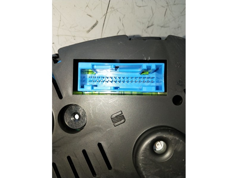 Recambio de cuadro instrumentos para seat leon (1m1) 1.9 tdi referencia OEM IAM 110080152005 W01M0920802D 