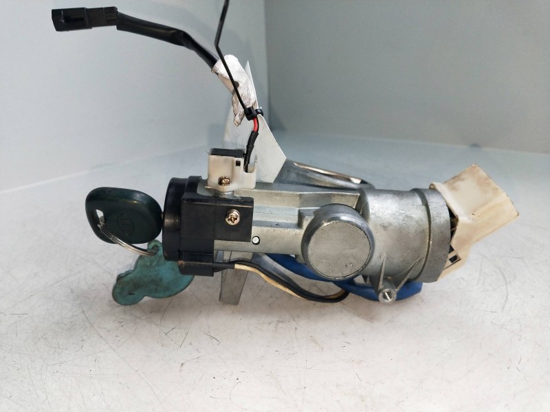 Recambio de conmutador de arranque para kia carens 1.8 cat referencia OEM IAM   