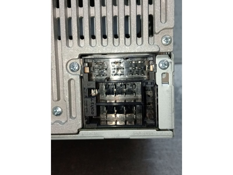 Recambio de sistema audio / radio cd para hyundai i30 classic referencia OEM IAM 961602L200  