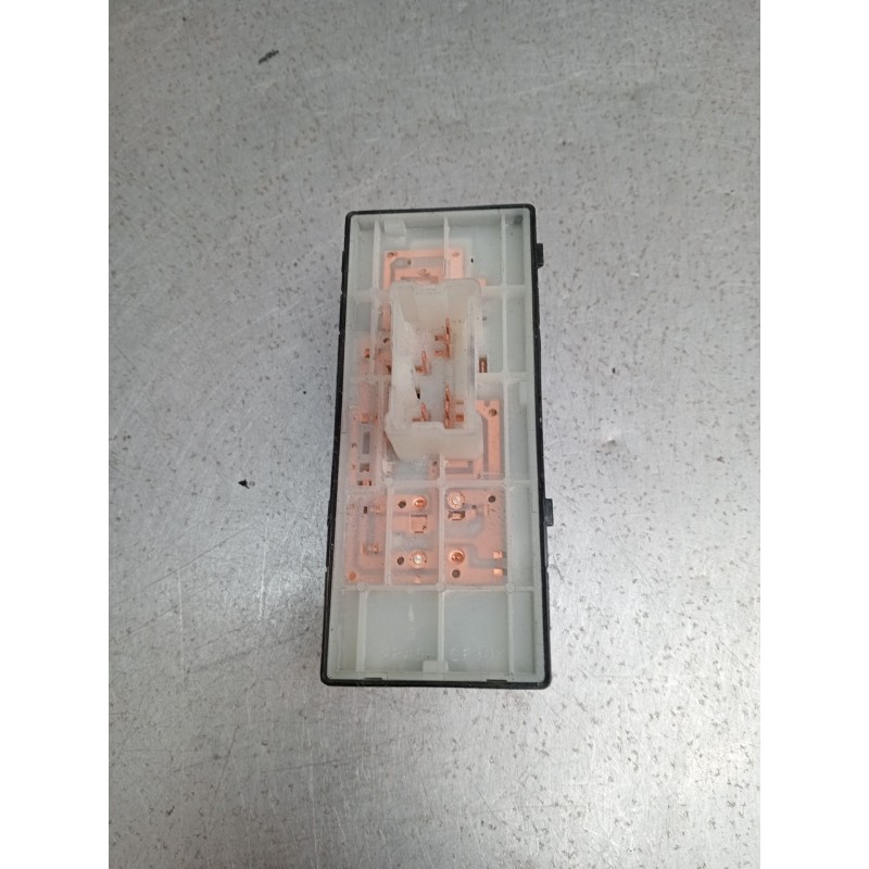 Recambio de mando elevalunas delantero derecho para nissan qashqai ii (j11, j11_) 1.2 dig-t referencia OEM IAM 15Y30SD  