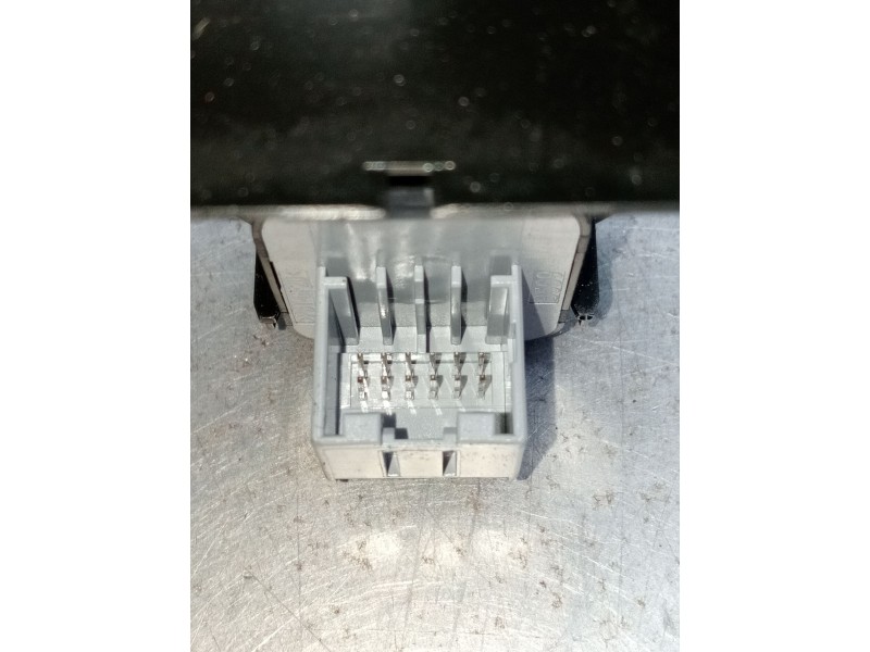 Recambio de mando elevalunas delantero izquierdo para fiat ducato caja cerrada 33 (06.2006 =>) referencia OEM IAM 07357398200  