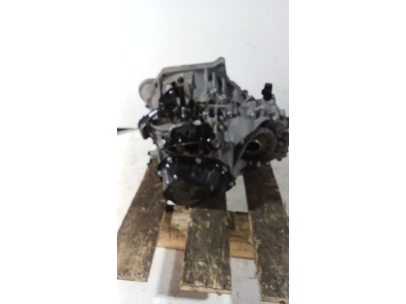 Recambio de caja cambios para hyundai i30 classic referencia OEM IAM T9J5C 5v 081855