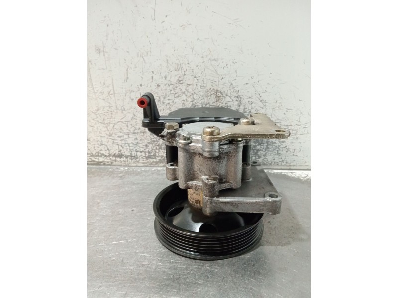 Recambio de bomba direccion para mercedes-benz clase c (w202) c 180 (202.018) referencia OEM IAM 0024662901 2107621 