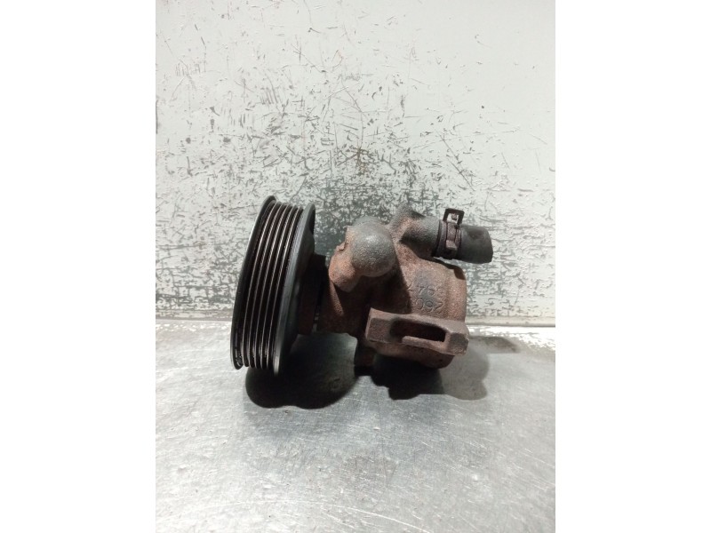 Recambio de bomba direccion para seat ibiza ii (6k1) 1.4 16v referencia OEM IAM 030145157 26046395 