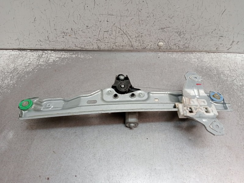 Recambio de elevalunas trasero izquierdo para nissan qashqai ii (j11, j11_) 1.2 dig-t referencia OEM IAM 827014EA0A RR4EALHS 