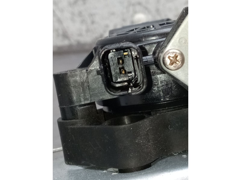 Recambio de elevalunas trasero derecho para nissan qashqai ii (j11, j11_) 1.2 dig-t referencia OEM IAM 827004EA0A RR4EARHS 