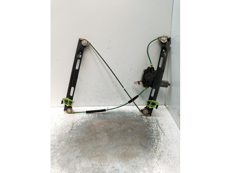Recambio de elevalunas delantero izquierdo para bmw 3 compact (e46) 320 td referencia OEM IAM 0130821922 5P  Recambio de elevalunas delantero izquierdo para bmw 3 compact (e46) 320 td referencia OEM IAM 0130821922 5P