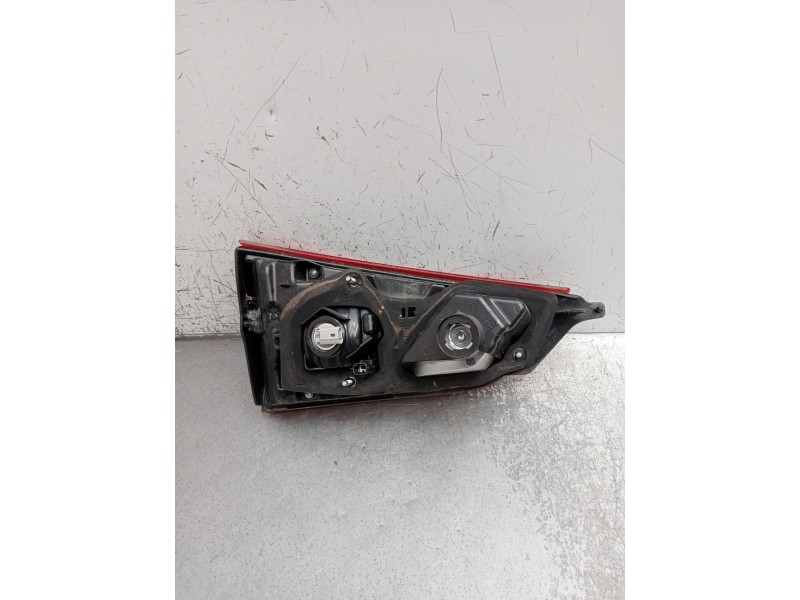 Recambio de piloto trasero derecho interior para nissan qashqai ii (j11, j11_) 1.2 dig-t referencia OEM IAM   