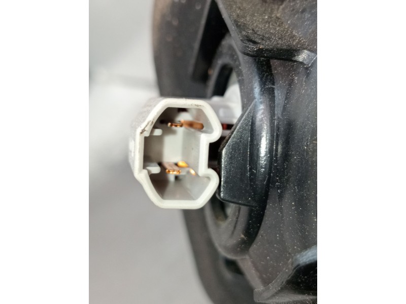 Recambio de piloto trasero derecho interior para nissan qashqai ii (j11, j11_) 1.2 dig-t referencia OEM IAM   