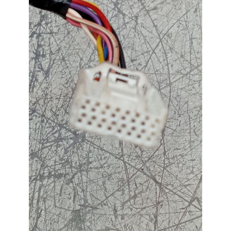 Recambio de retrovisor izquierdo para nissan qashqai ii (j11, j11_) 1.2 dig-t referencia OEM IAM ELECTRICO 1 ENCHUFE 13 CABLES 