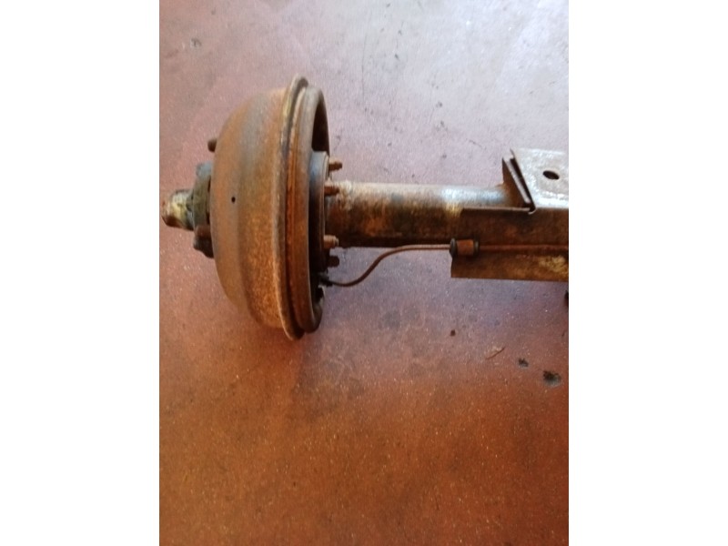 Recambio de puente trasero para land rover 88 2.3 d super 5v referencia OEM IAM   TAMBOR