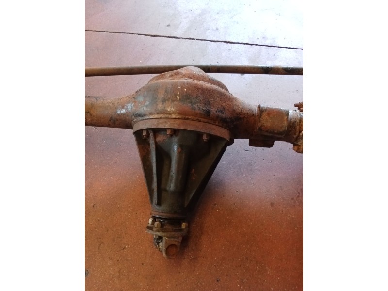 Recambio de puente delantero para land rover 88 2.3 d super 5v referencia OEM IAM   TAMBOR