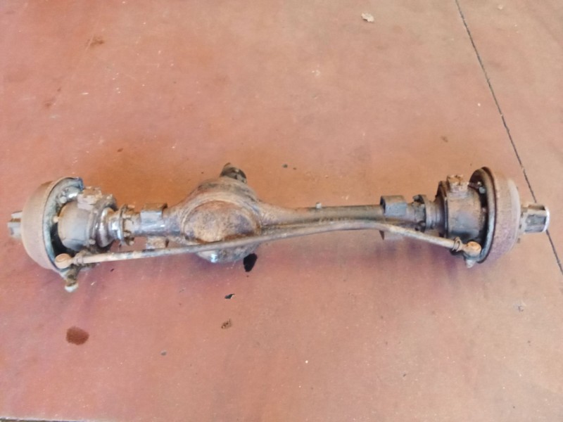 Recambio de puente delantero para land rover 88 2.3 d super 5v referencia OEM IAM   TAMBOR