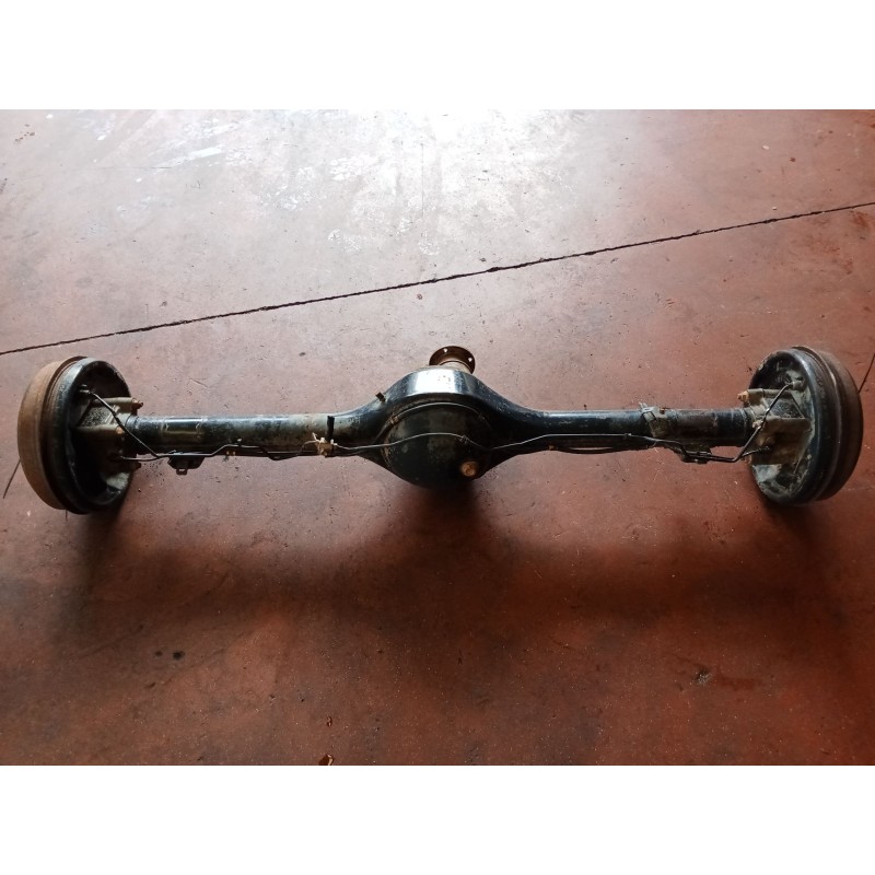 Recambio de puente trasero para isuzu d-max i (tfr, tfs) 3.0 ditd 4x4 (tfs77h) referencia OEM IAM   TAMBOR/ABS