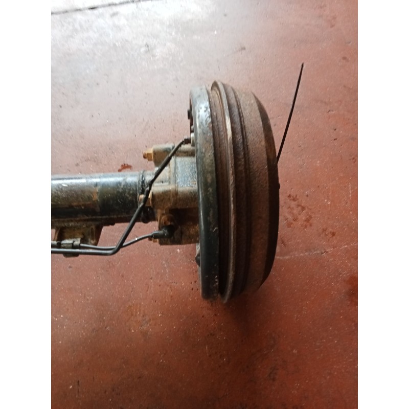 Recambio de puente trasero para isuzu d-max i (tfr, tfs) 3.0 ditd 4x4 (tfs77h) referencia OEM IAM   TAMBOR/ABS