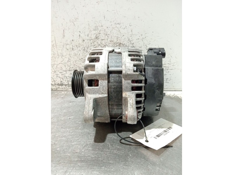 Recambio de alternador para infiniti q30 2.2 d referencia OEM IAM 0125711028  