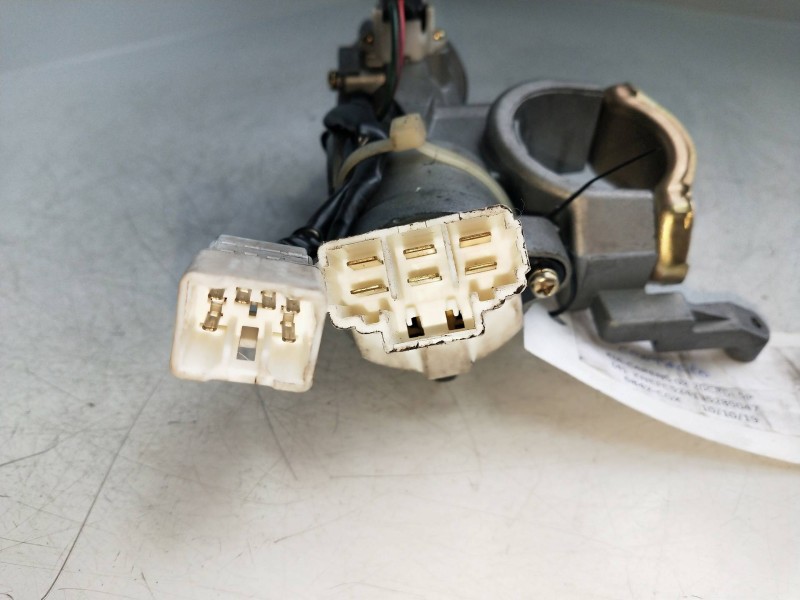 Recambio de conmutador de arranque para kia carens 2.0 crdi ex monovolumen referencia OEM IAM 45261A  