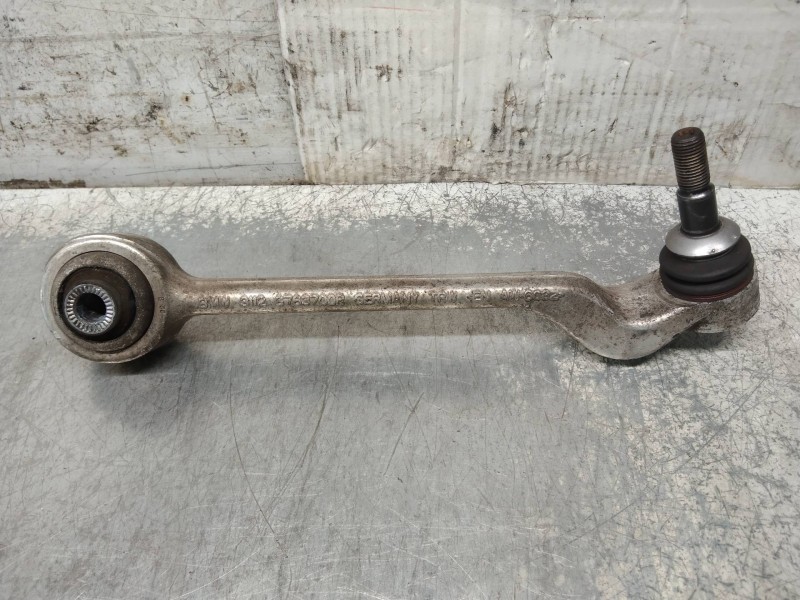 Recambio de brazo suspension inferior delantero derecho para bmw serie 3 berlina (e90) 320d referencia OEM IAM 31126763700  