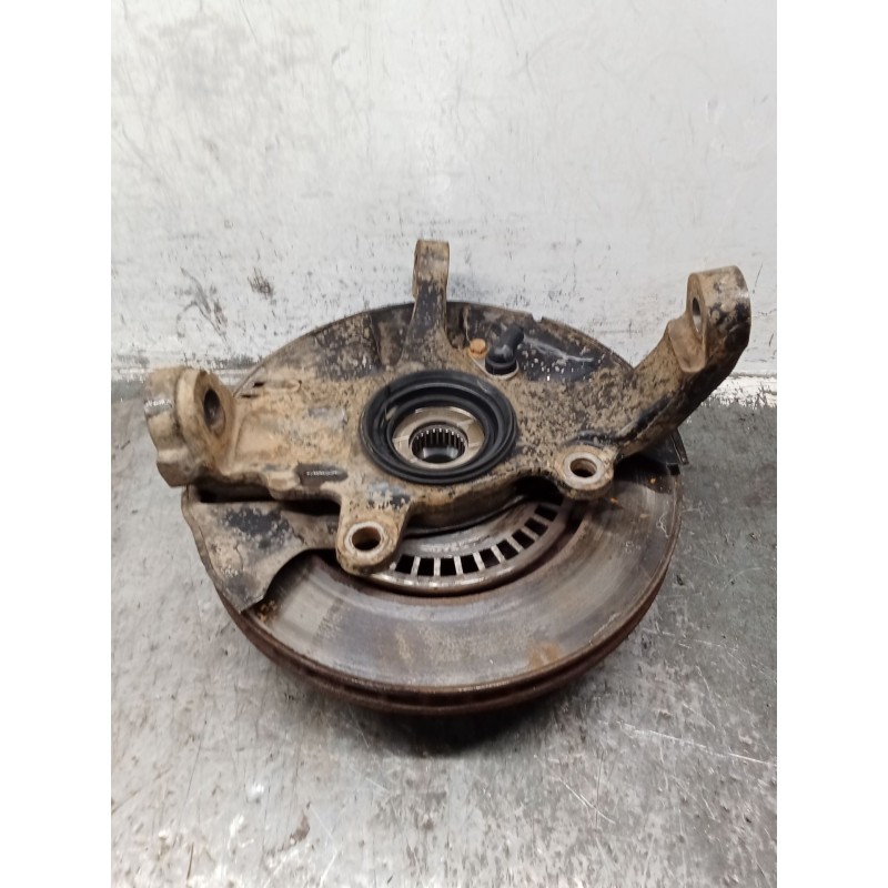 Recambio de mangueta delantera derecha para isuzu d-max i (tfr, tfs) 3.0 ditd 4x4 (tfs77h) referencia OEM IAM   