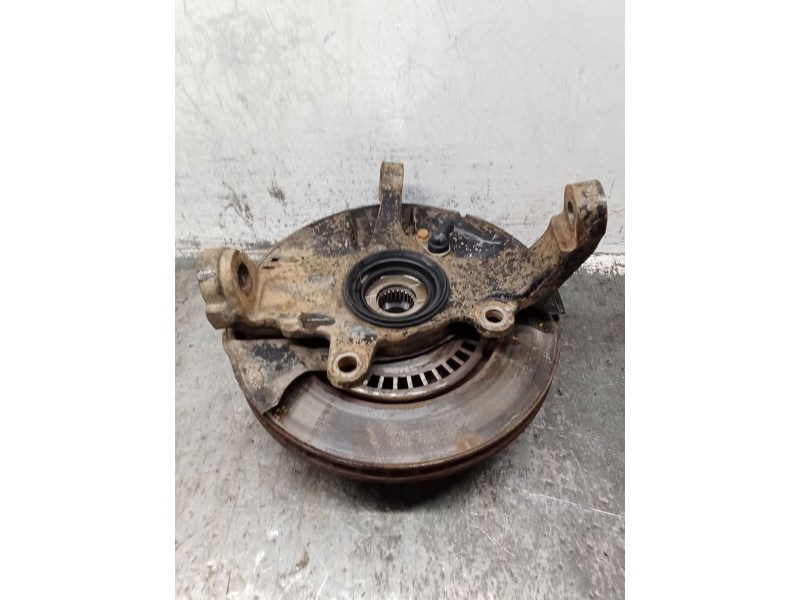 Recambio de mangueta delantera derecha para isuzu d-max i (tfr, tfs) 3.0 ditd 4x4 (tfs77h) referencia OEM IAM   