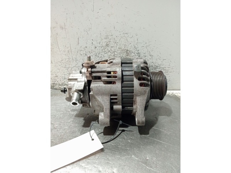 Recambio de alternador para hyundai h-1 furgoneta (a1) 2.5 crdi referencia OEM IAM 373004A003 TA000A48201 