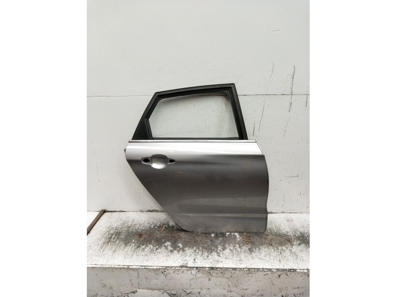 Recambio de puerta trasera derecha para citroën c4 ii (nc_) 1.6 bluehdi 100 referencia OEM IAM  5P 