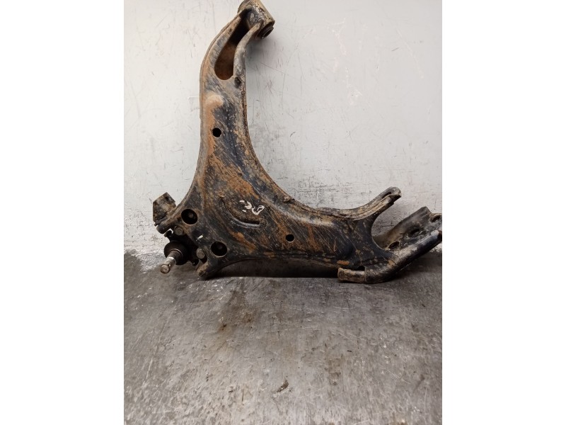 Recambio de brazo suspension inferior delantero derecho para isuzu d-max i (tfr, tfs) 3.0 ditd 4x4 (tfs77h) referencia OEM IAM  