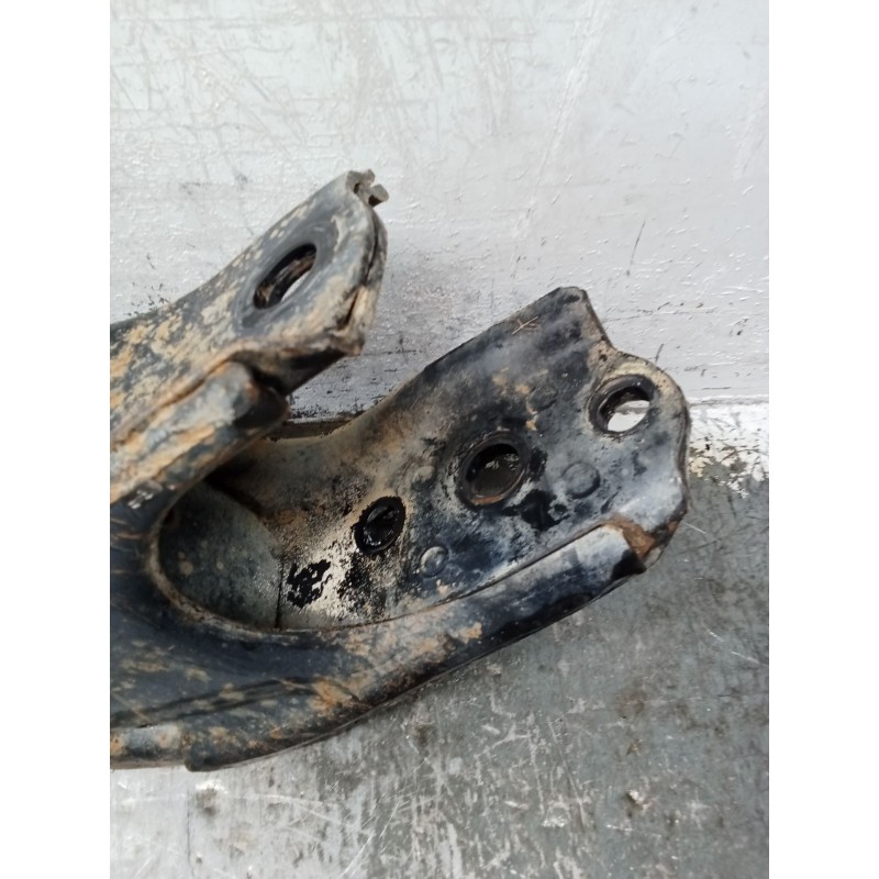 Recambio de brazo suspension inferior delantero derecho para isuzu d-max i (tfr, tfs) 3.0 ditd 4x4 (tfs77h) referencia OEM IAM  