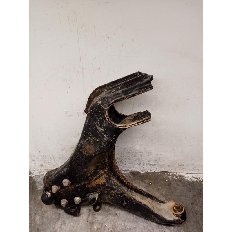 Recambio de brazo suspension inferior delantero derecho para isuzu d-max i (tfr, tfs) 3.0 ditd 4x4 (tfs77h) referencia OEM IAM  