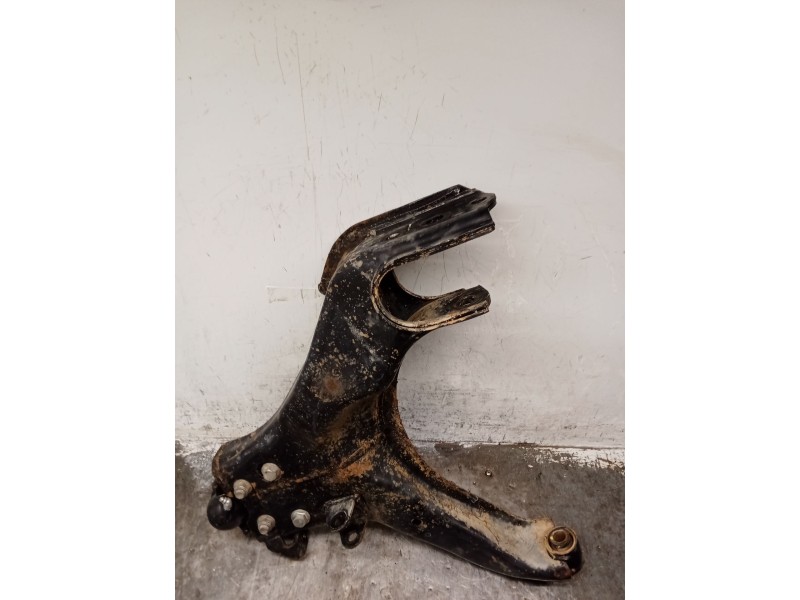Recambio de brazo suspension inferior delantero derecho para isuzu d-max i (tfr, tfs) 3.0 ditd 4x4 (tfs77h) referencia OEM IAM  