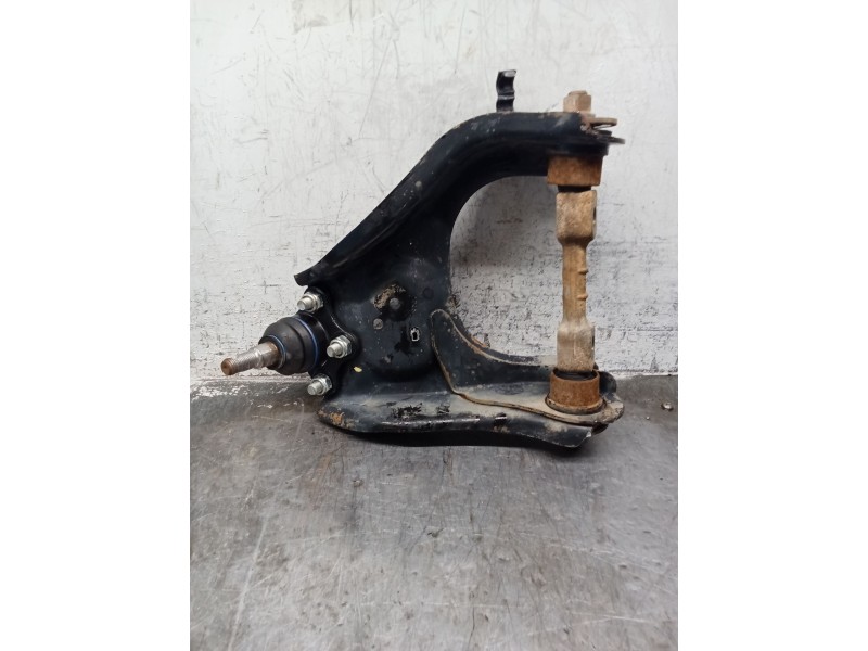 Recambio de brazo suspension superior delantero izquierdo para isuzu d-max i (tfr, tfs) 3.0 ditd 4x4 (tfs77h) referencia OEM IAM