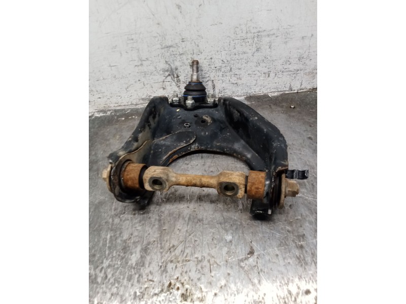 Recambio de brazo suspension superior delantero izquierdo para isuzu d-max i (tfr, tfs) 3.0 ditd 4x4 (tfs77h) referencia OEM IAM