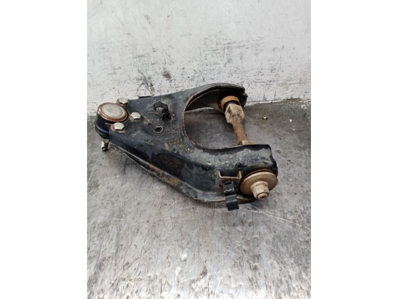 Recambio de brazo suspension superior delantero izquierdo para isuzu d-max i (tfr, tfs) 3.0 ditd 4x4 (tfs77h) referencia OEM IAM
