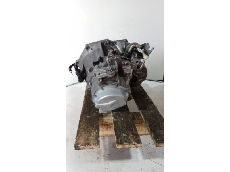Recambio de caja cambios para citroën c4 ii (nc_) 1.6 bluehdi 100 referencia OEM IAM 20ET27 5v 8873987B