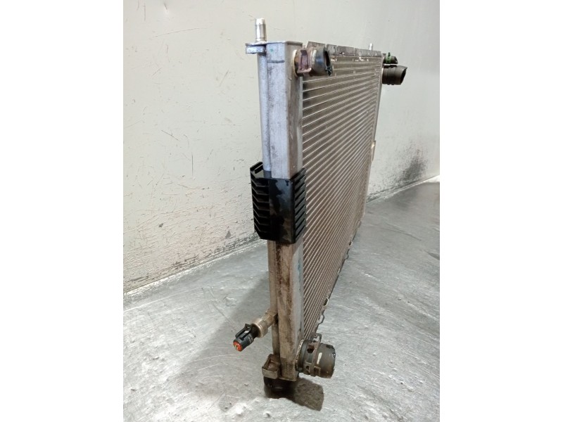 Recambio de radiador agua para renault clio iii (br0/1, cr0/1) 1.2 16v (br02, br0j, br11, cr02, cr0j, cr11) referencia OEM IAM 8