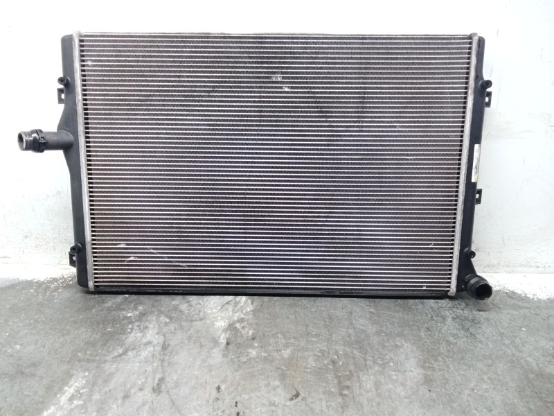 Recambio de radiador agua para seat leon (1p1) 2.0 tdi 16v referencia OEM IAM 1K0121251N  