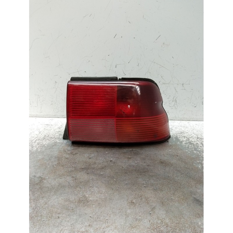 Recambio de piloto trasero derecho para ford escort classic (aal, abl) 1.8 td referencia OEM IAM   
