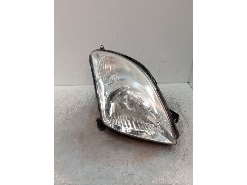 Recambio de faro derecho para suzuki swift iii (mz, ez) 1.3 (rs 413) referencia OEM IAM 3510062J1  