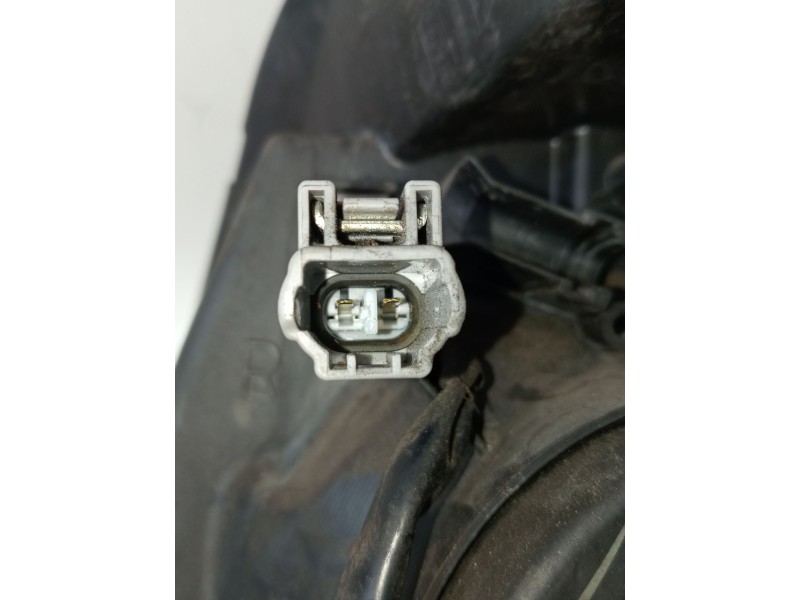 Recambio de faro derecho para suzuki swift iii (mz, ez) 1.3 (rs 413) referencia OEM IAM 3510062J1  