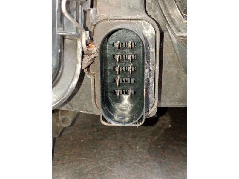 Recambio de faro derecho para seat ibiza iii (6l1) 1.4 tdi referencia OEM IAM 89317150  