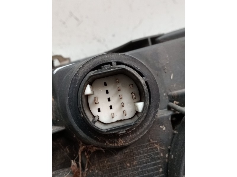 Recambio de faro derecho para fiat stilo (192_) 1.4 16v (192axh1b, 192bxh1b) referencia OEM IAM 517127070  