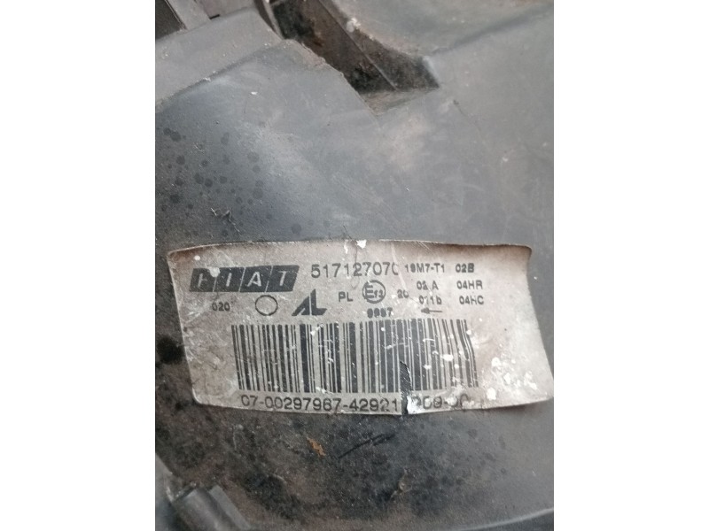Recambio de faro derecho para fiat stilo (192_) 1.4 16v (192axh1b, 192bxh1b) referencia OEM IAM 517127070  