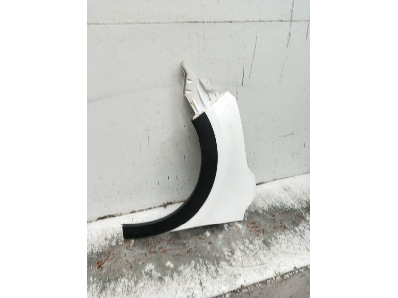 Recambio de aleta delantera izquierda para citroën c3 referencia OEM IAM   