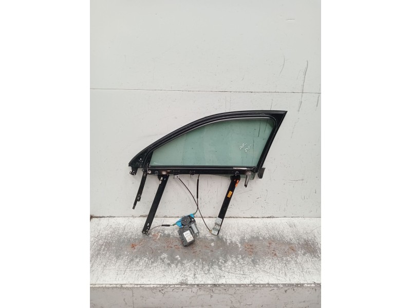 Recambio de elevalunas delantero derecho para seat exeo (3r2) 2.0 tdi referencia OEM IAM 8E0837462C 4P 8E0837630