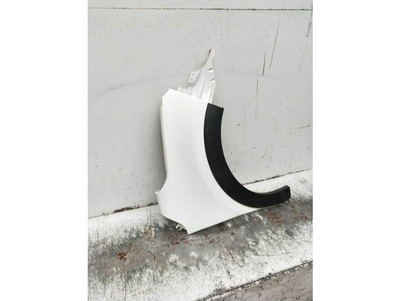 Recambio de aleta delantera derecha para citroën c3 referencia OEM IAM   