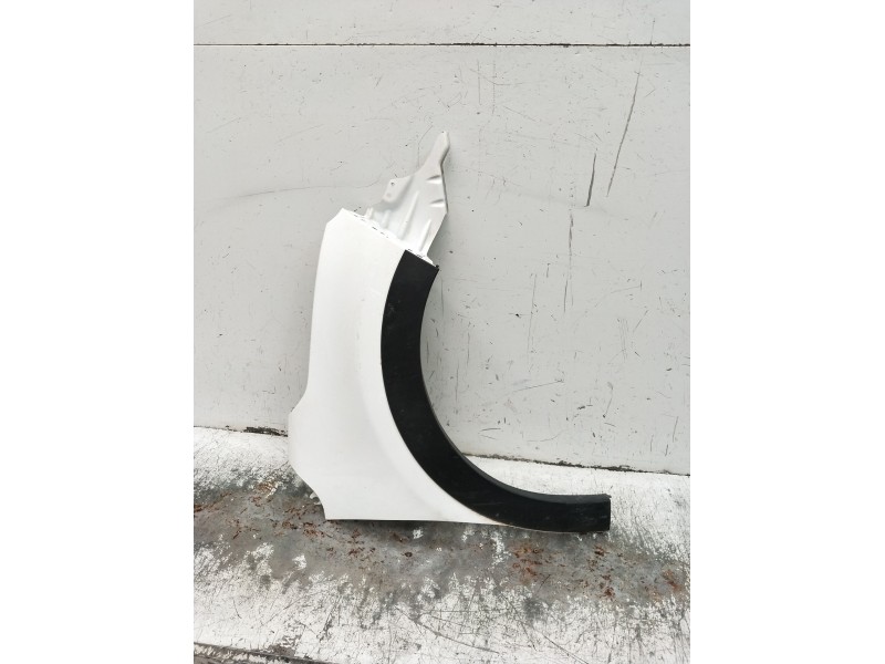 Recambio de aleta delantera derecha para citroën c3 referencia OEM IAM   