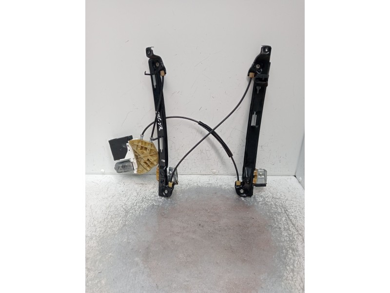 Recambio de elevalunas delantero izquierdo para seat leon (1p1) 2.0 tdi 16v referencia OEM IAM 1P0837401A 5P 1k0959793H