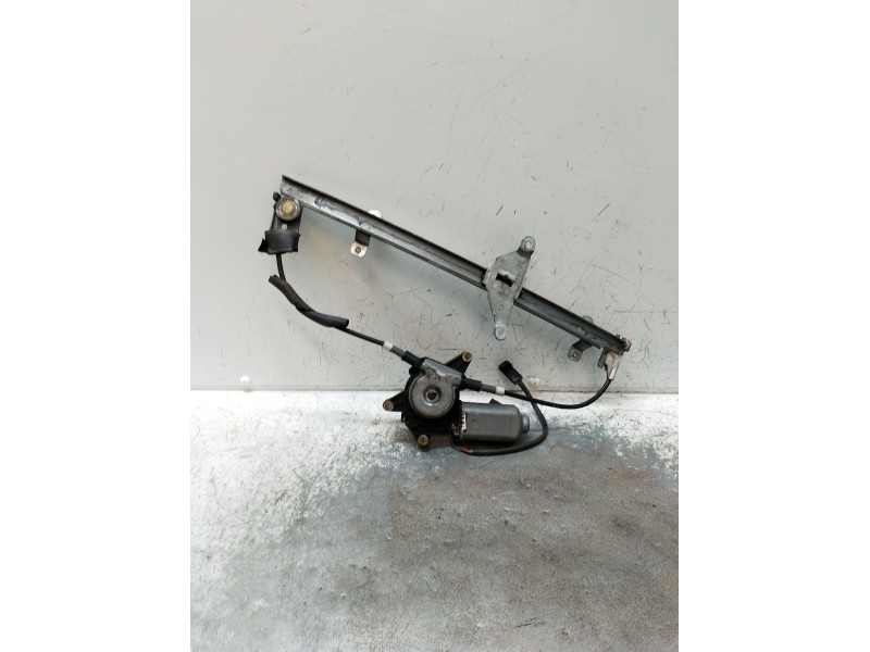 Recambio de elevalunas delantero izquierdo para nissan primera (p10) 1.6 referencia OEM IAM  5P 