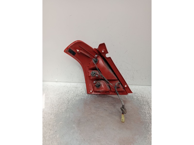 Recambio de piloto trasero derecho para suzuki swift iii (mz, ez) 1.3 (rs 413) referencia OEM IAM   