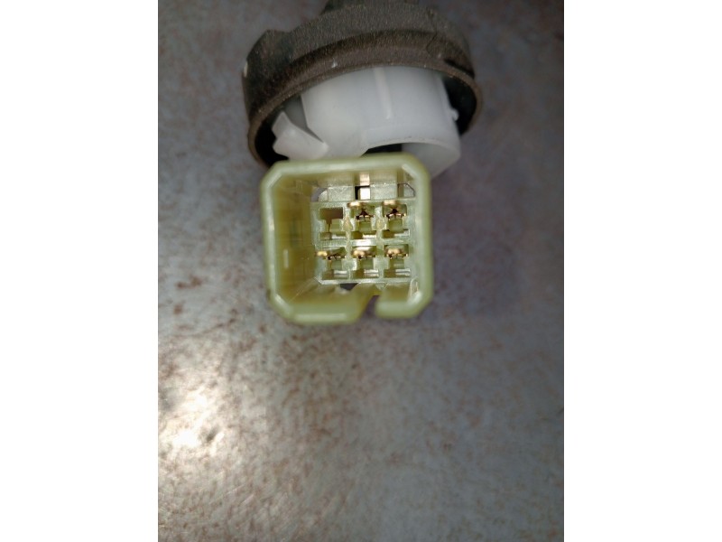 Recambio de piloto trasero izquierdo para suzuki swift iii (mz, ez) 1.3 (rs 413) referencia OEM IAM   